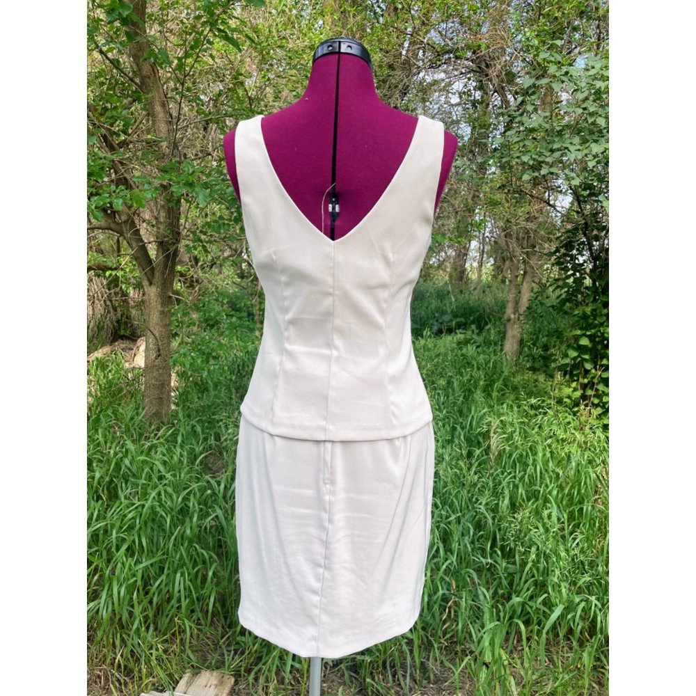 Vintage 1990s Business Sleeveless top with Skirt USA 5/6 Beige